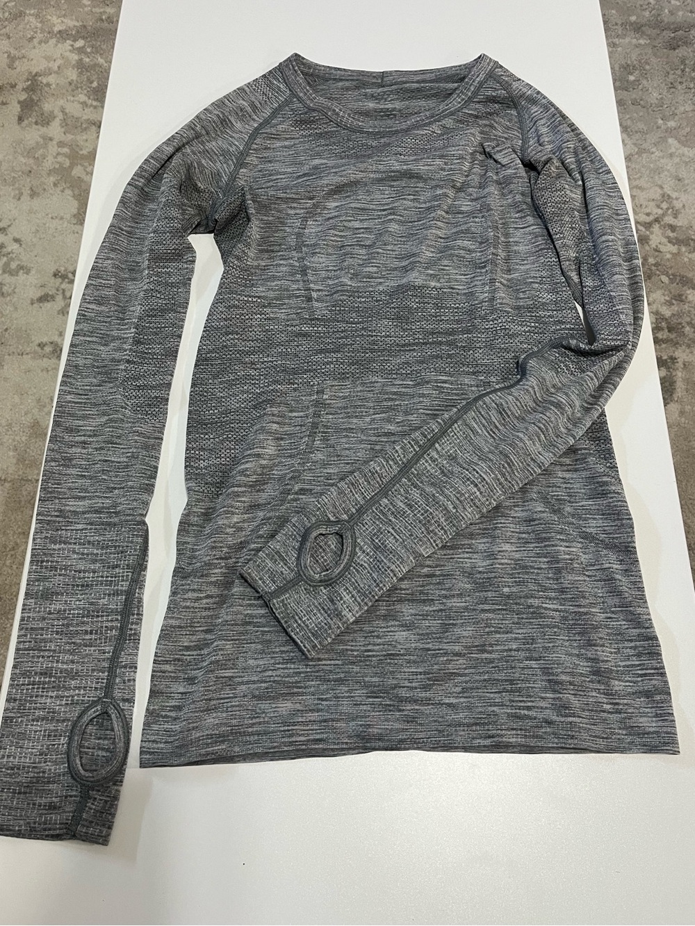Lululemon Long sleeve swiftly shirt